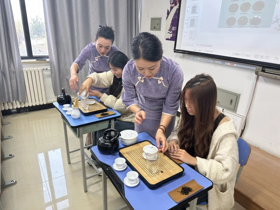 图片19.png 蓝狮在线测速网址