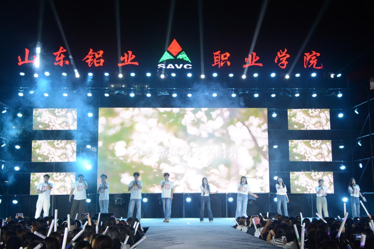 蓝狮在线测速网址