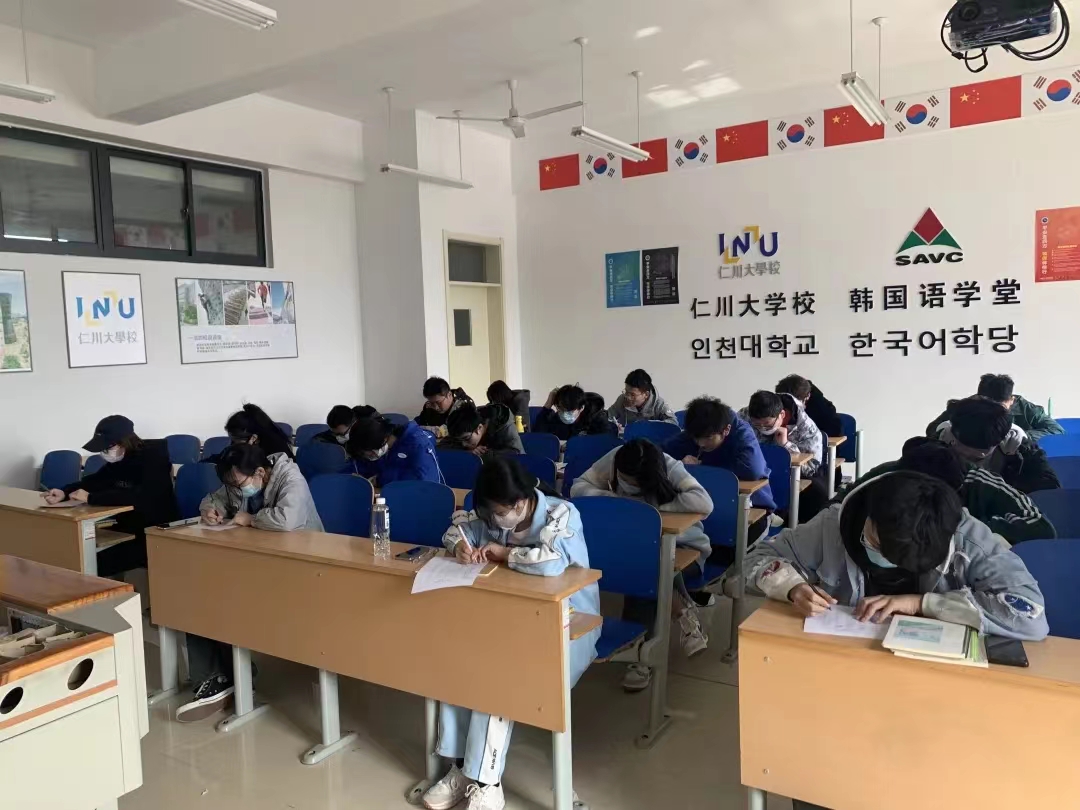 蓝狮在线测速网址