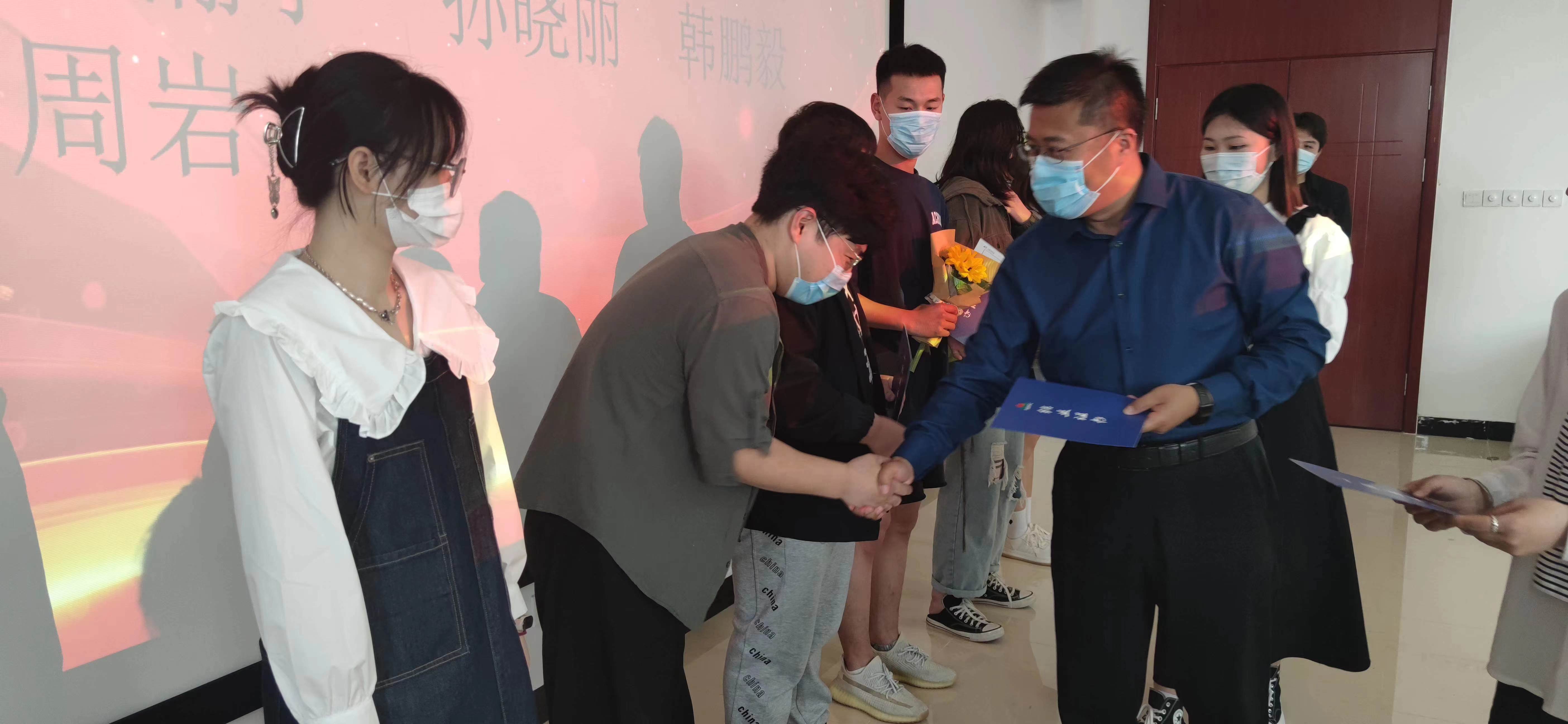 2022接本科直通车结业典礼(12).jpg 蓝狮在线测速网址