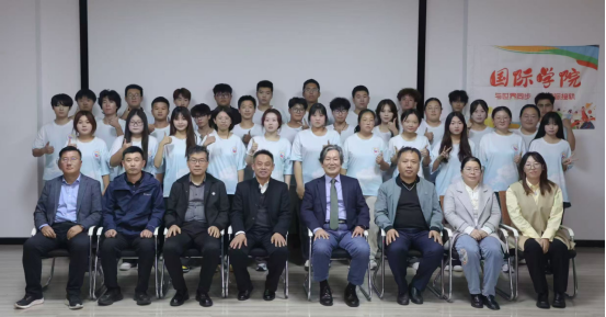 蓝狮在线测速网址