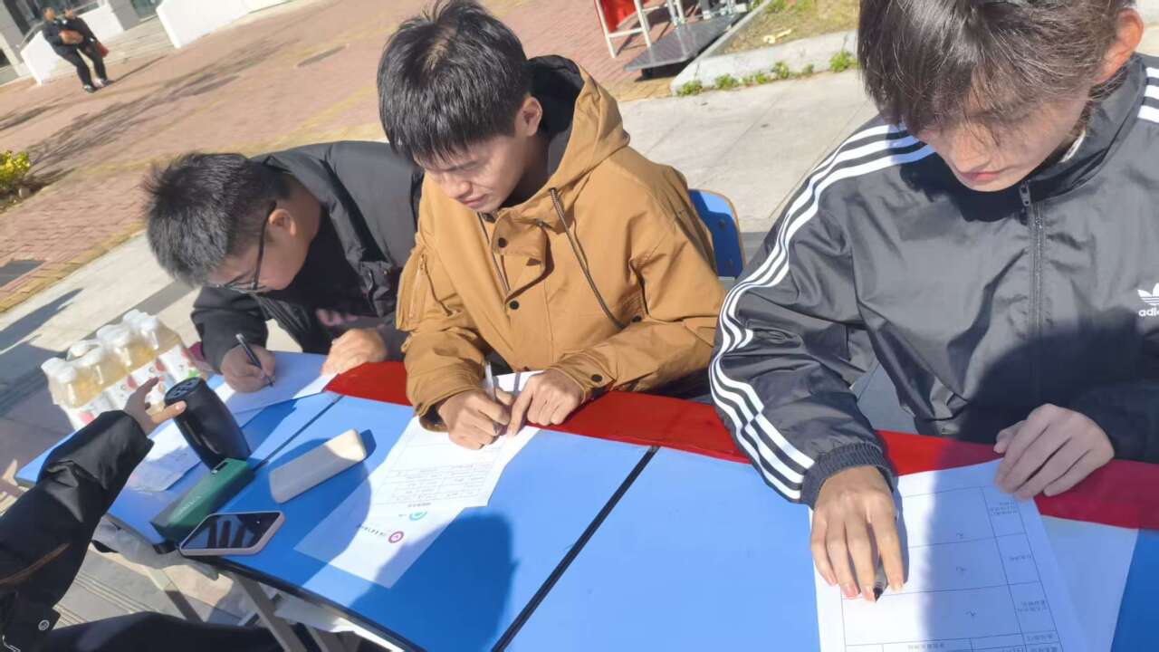 蓝狮在线测速网址