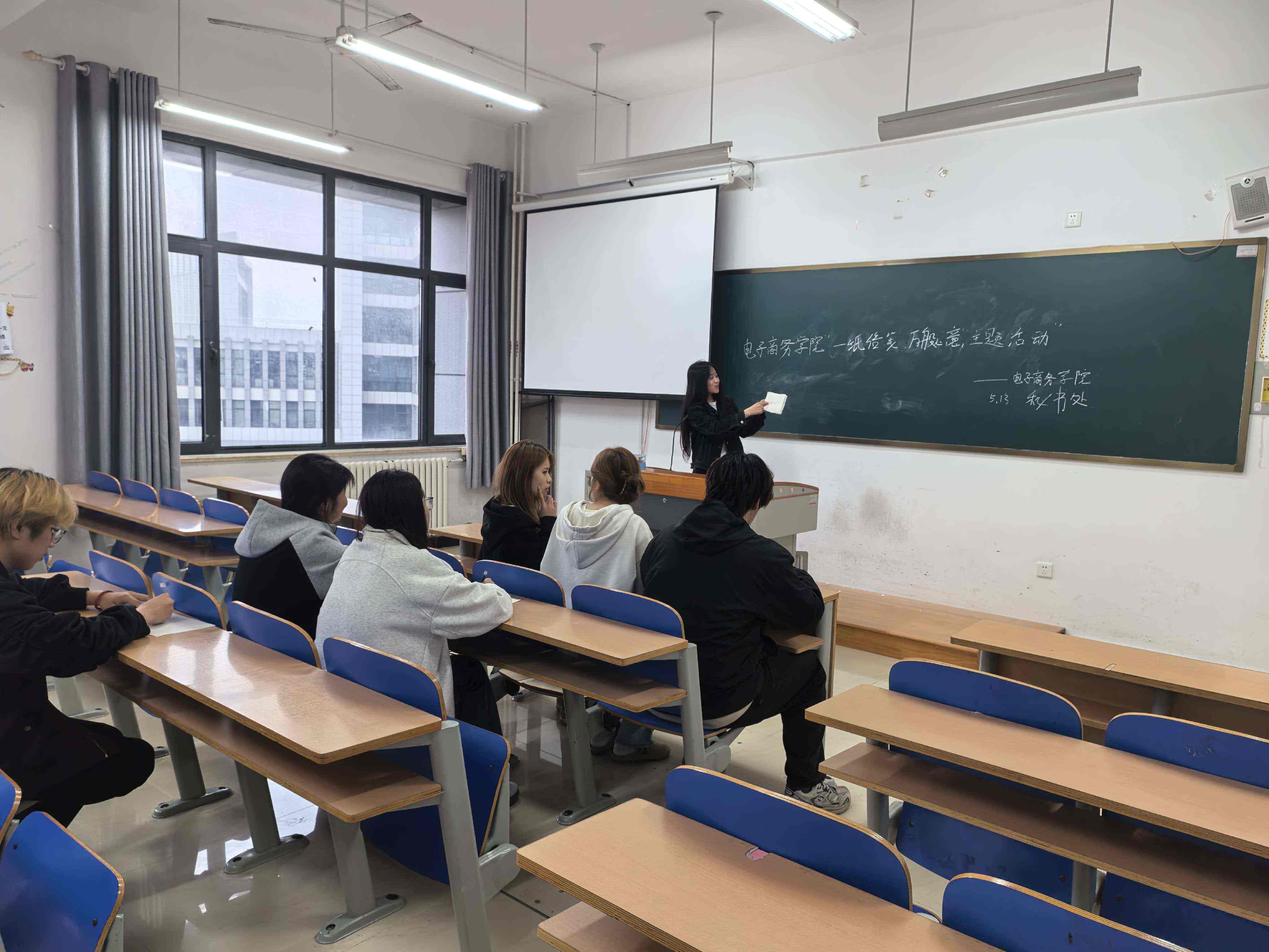 蓝狮在线测速网址
