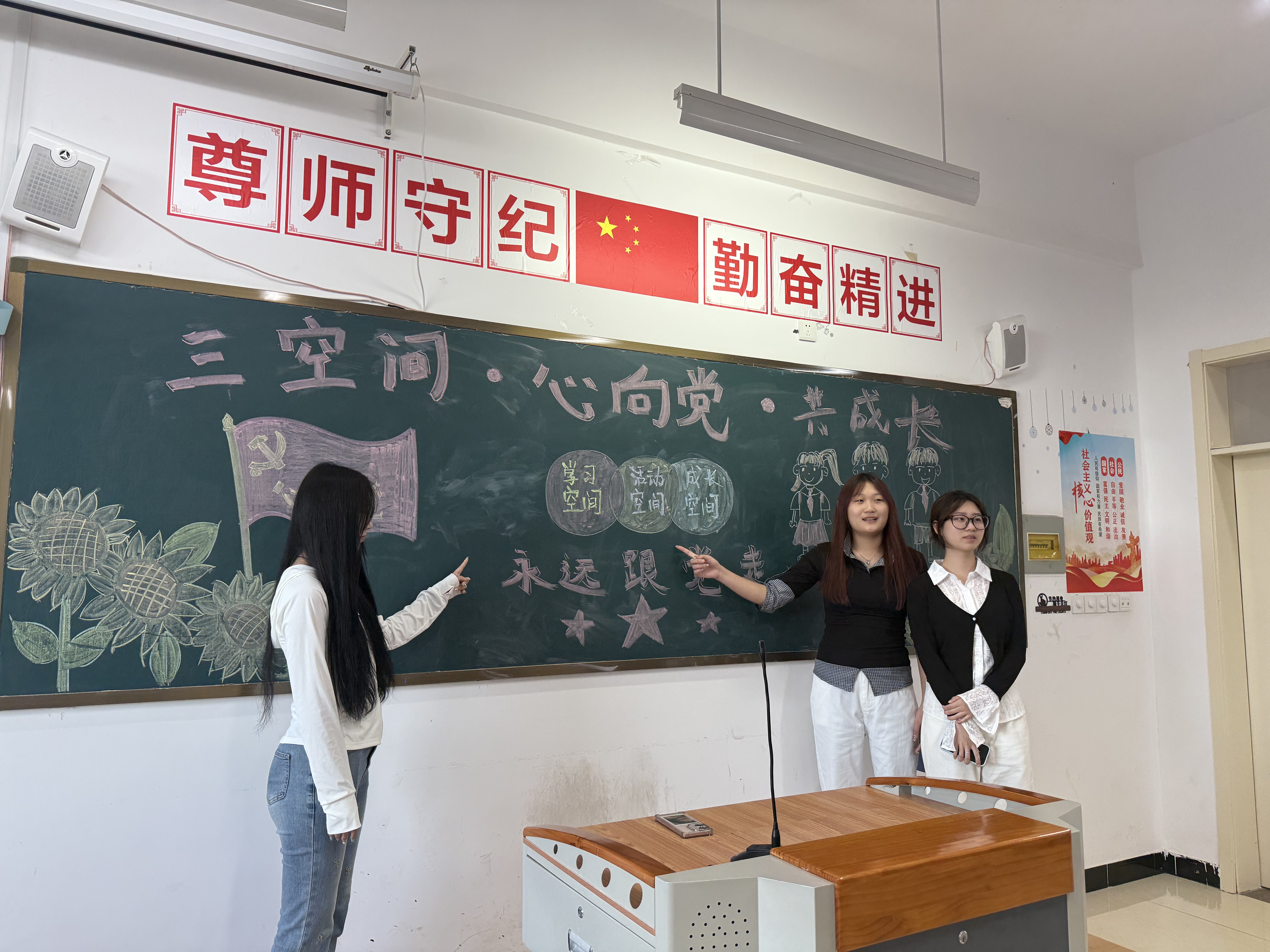 蓝狮在线测速网址
