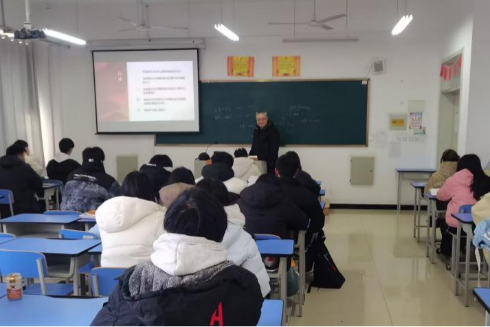 蓝狮在线测速网址