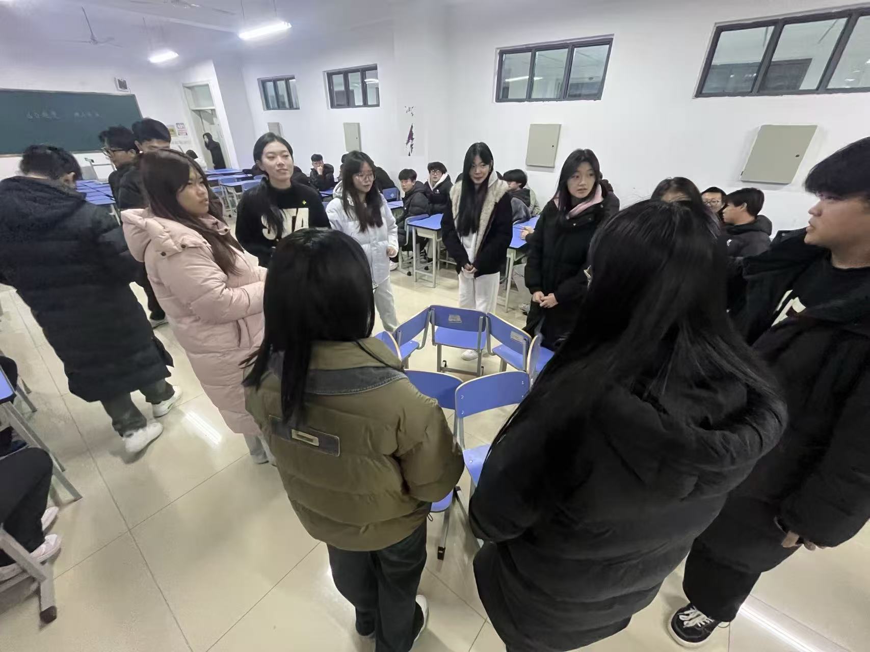 蓝狮在线测速网址