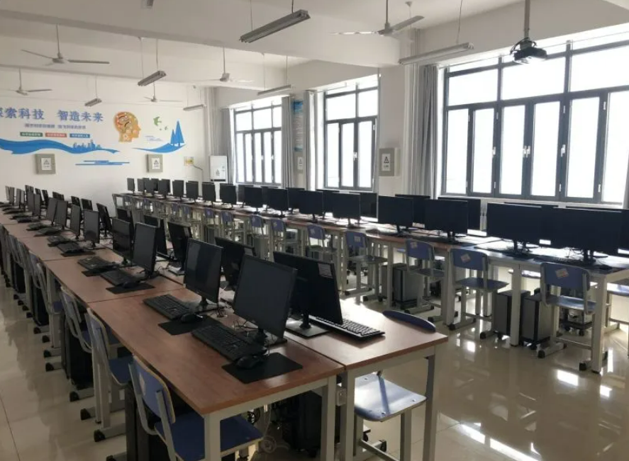蓝狮在线测速网址
