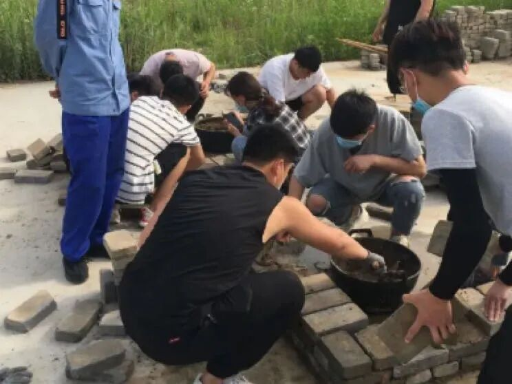 蓝狮在线测速网址