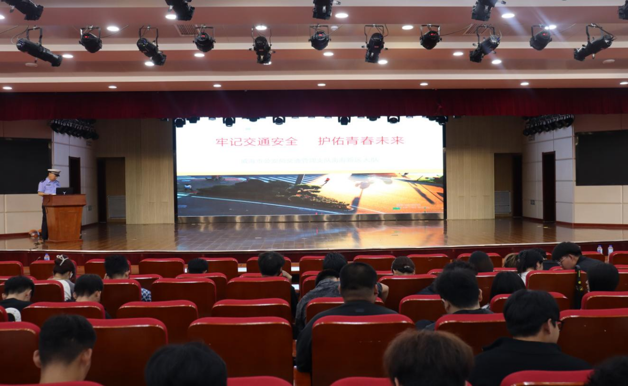 蓝狮在线测速网址