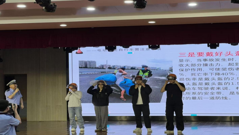蓝狮在线测速网址