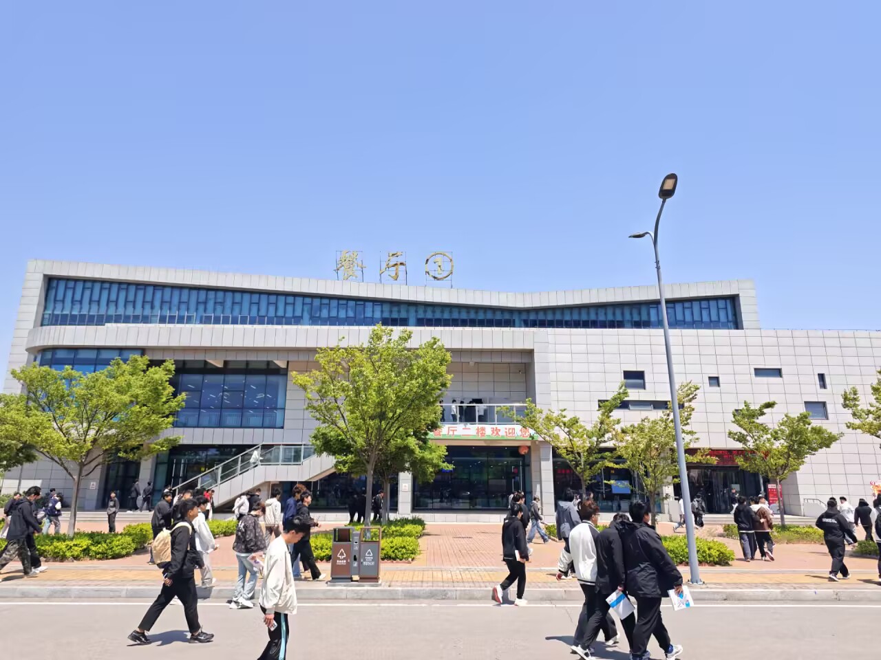 蓝狮在线测速网址