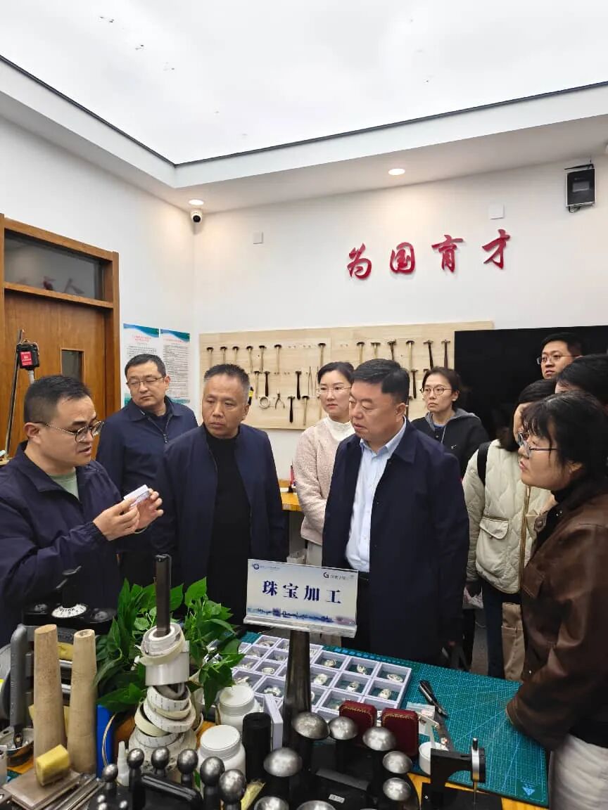 蓝狮在线测速网址