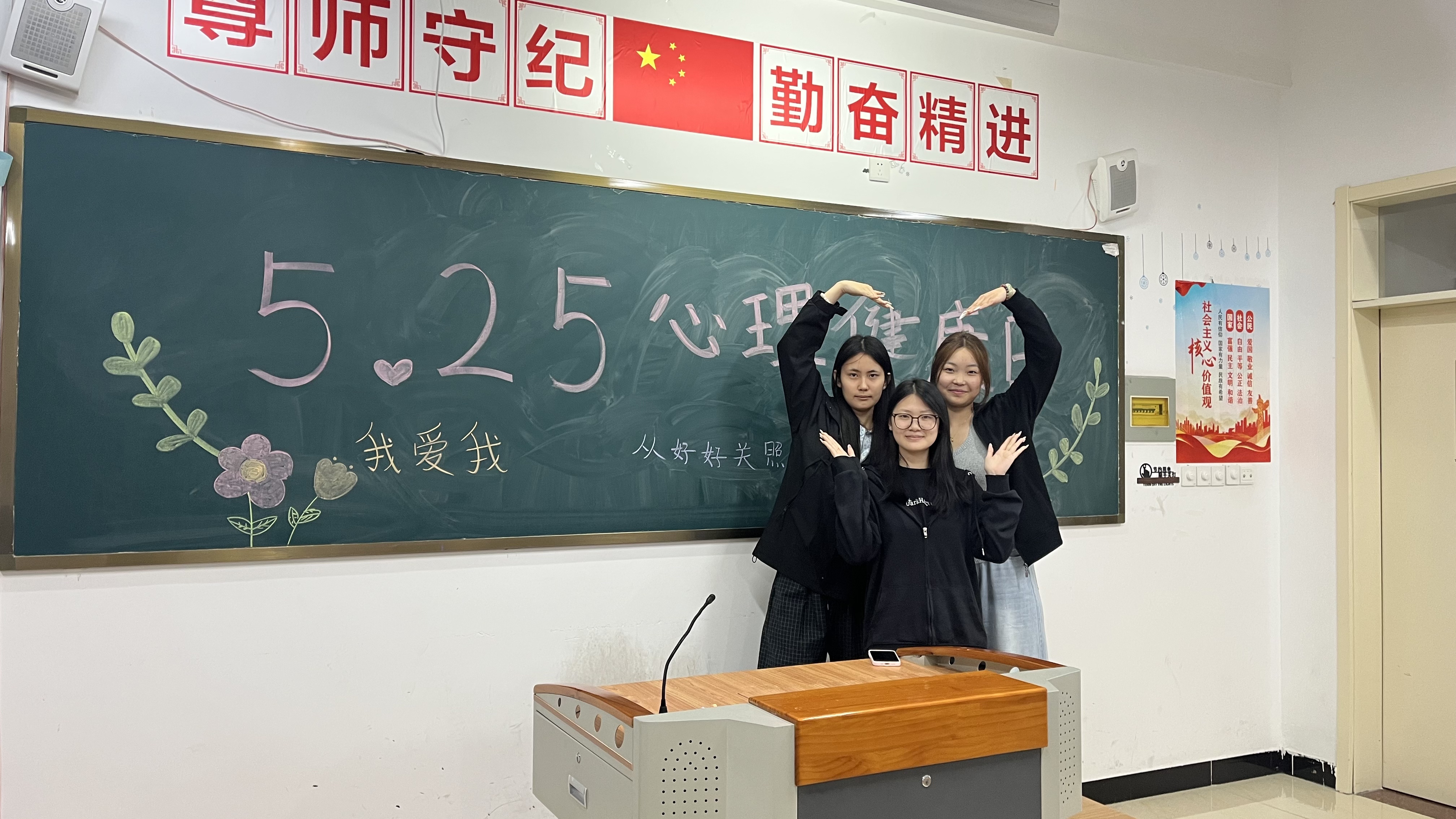 蓝狮在线测速网址
