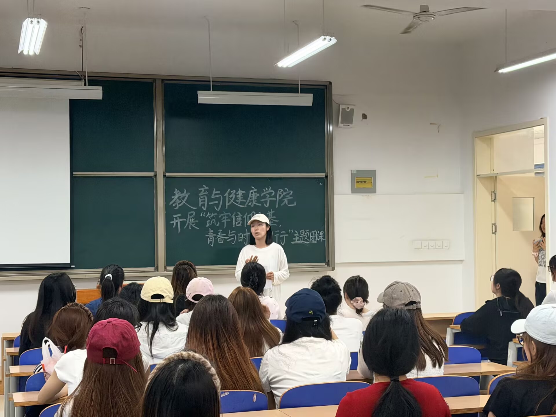 49eee21165fca9fdd0fa9be67acf92fe.jpg 蓝狮在线测速网址