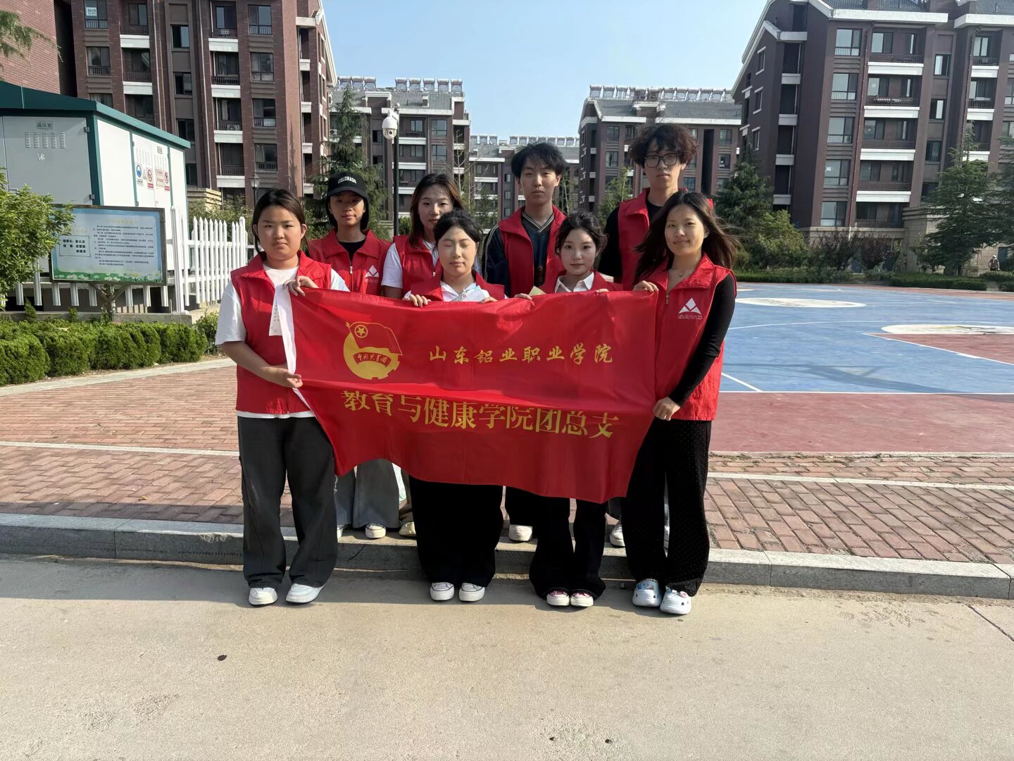 7d560c090bf6e8c5aa738946132657f2.png 蓝狮在线测速网址