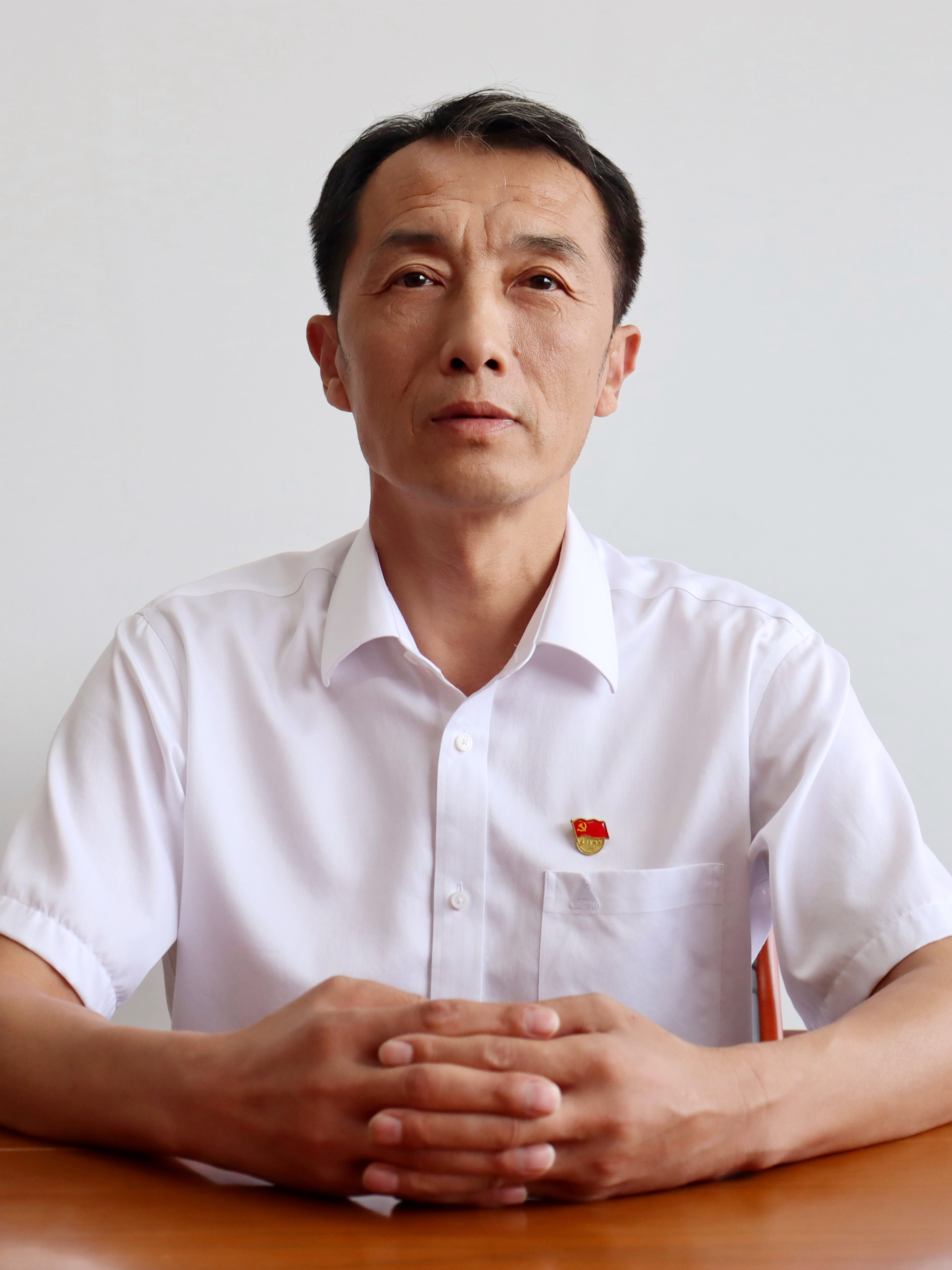 张华钢新.jpg 蓝狮在线测速网址