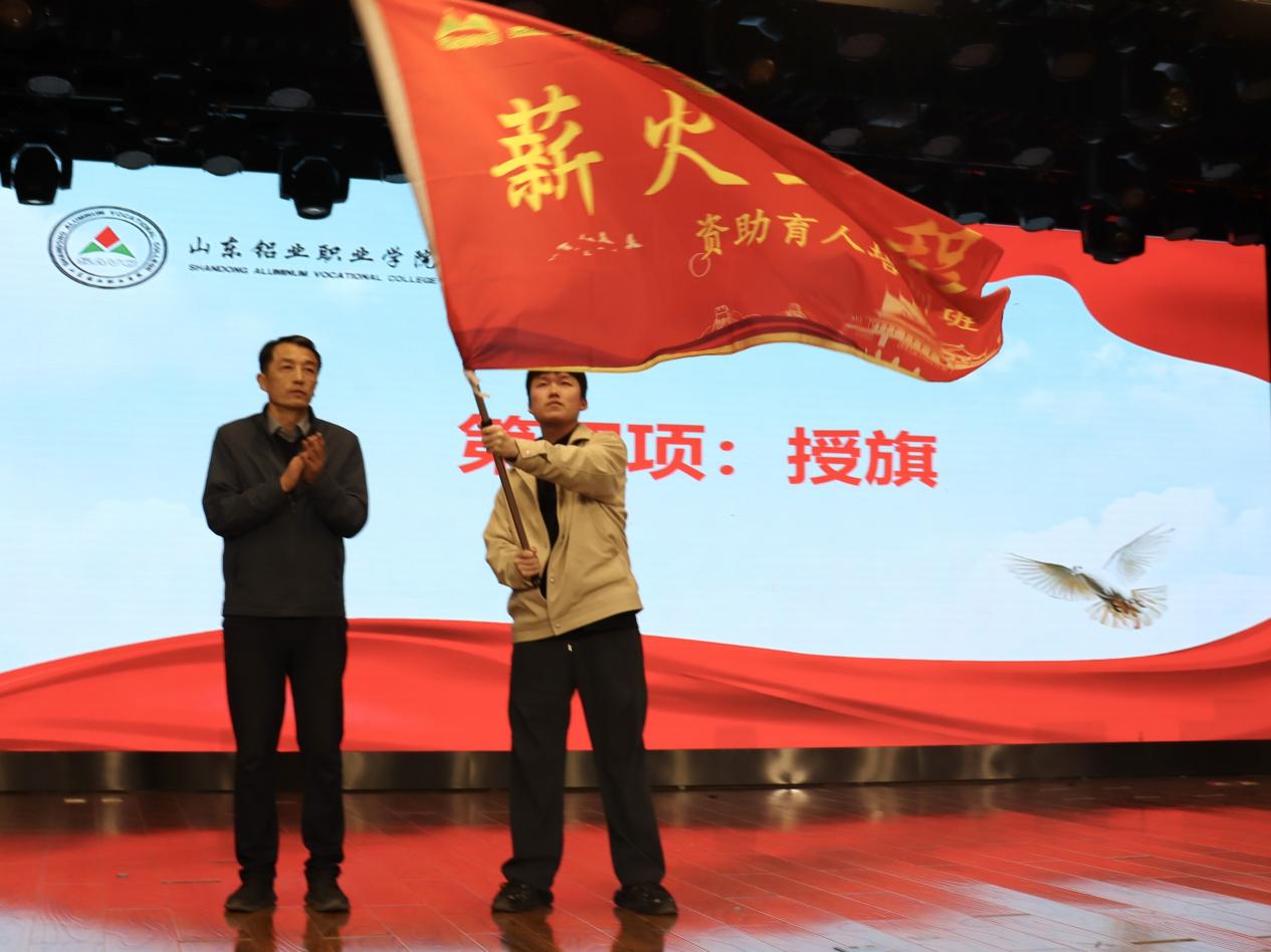 蓝狮在线测速网址