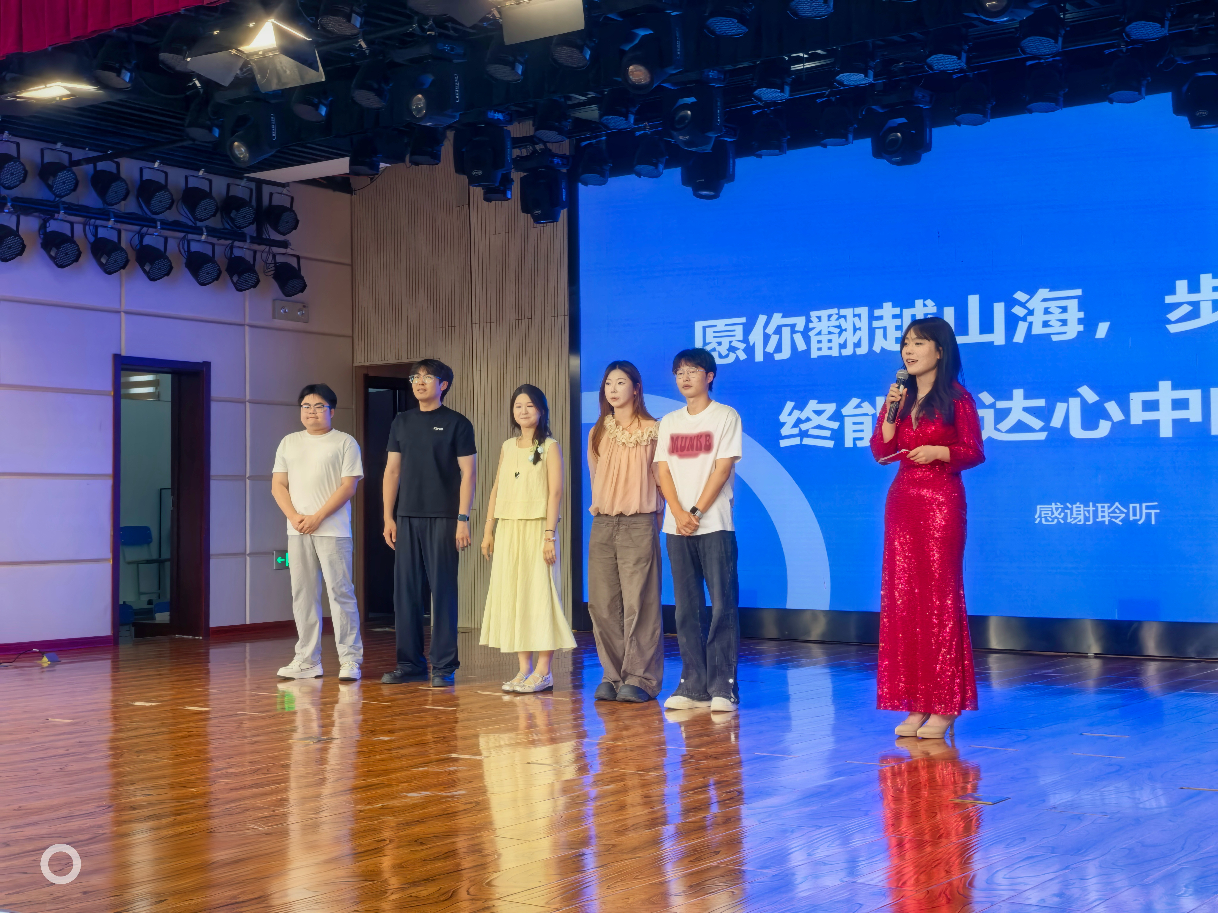 3e8249ec03b3c989295db74e943192c9.jpg 蓝狮在线测速网址