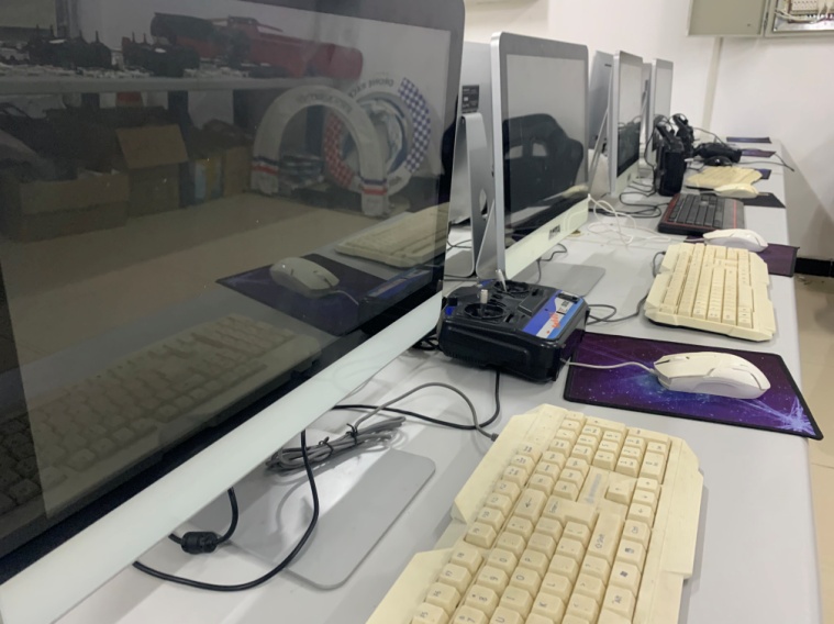 蓝狮在线测速网址